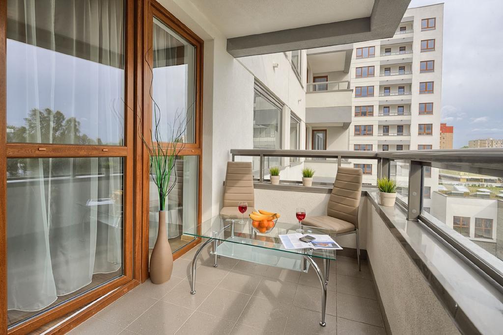City Aparthotel Ochota Warszawa Exteriör bild
