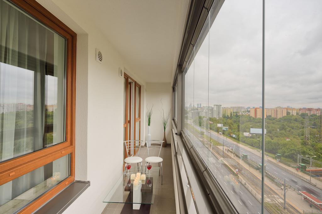 City Aparthotel Ochota Warszawa Exteriör bild