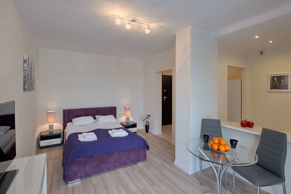 City Aparthotel Ochota Warszawa Exteriör bild