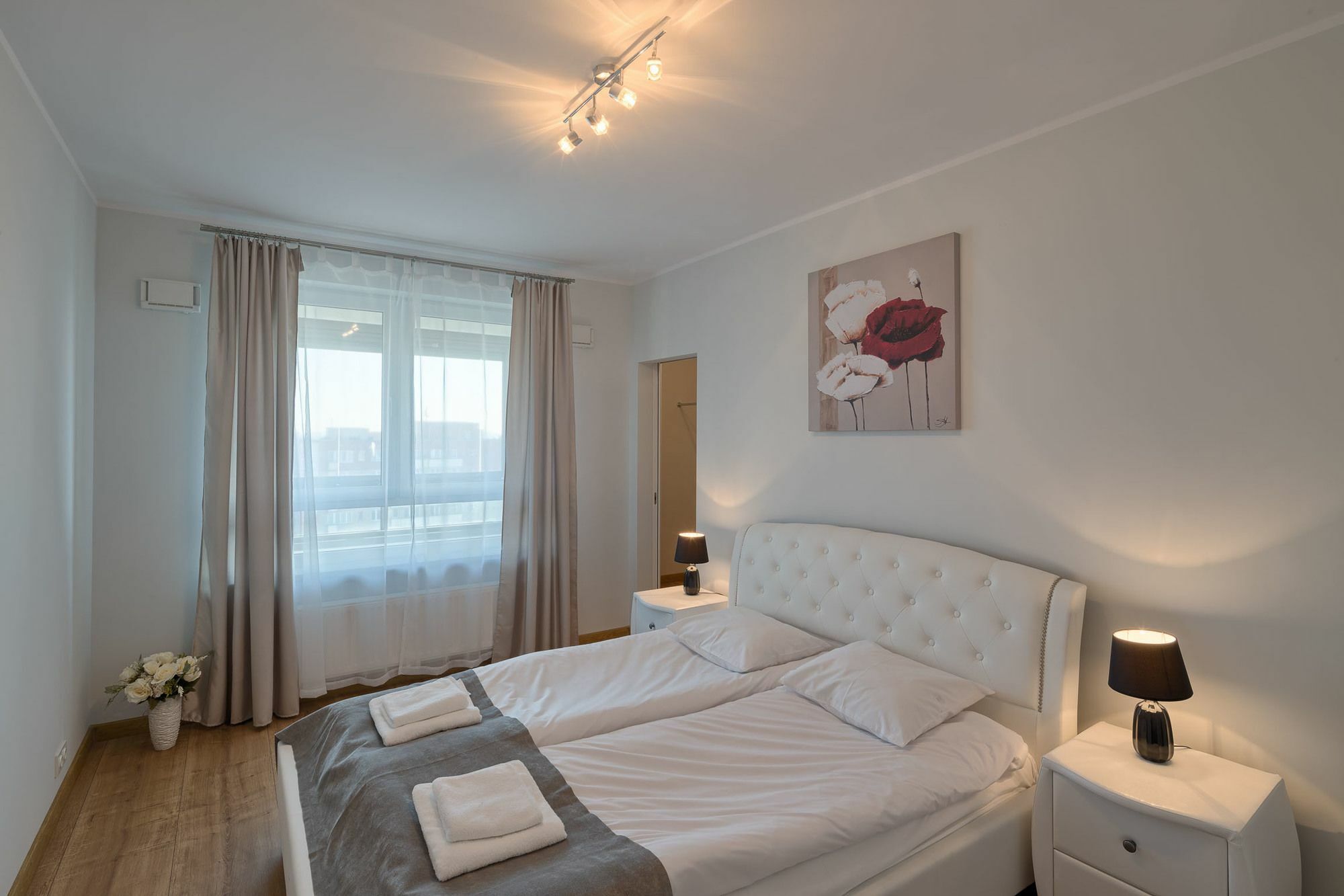 City Aparthotel Ochota Warszawa Exteriör bild